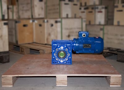 Snekkegir NMRV 90-60-1,5kW.jpg